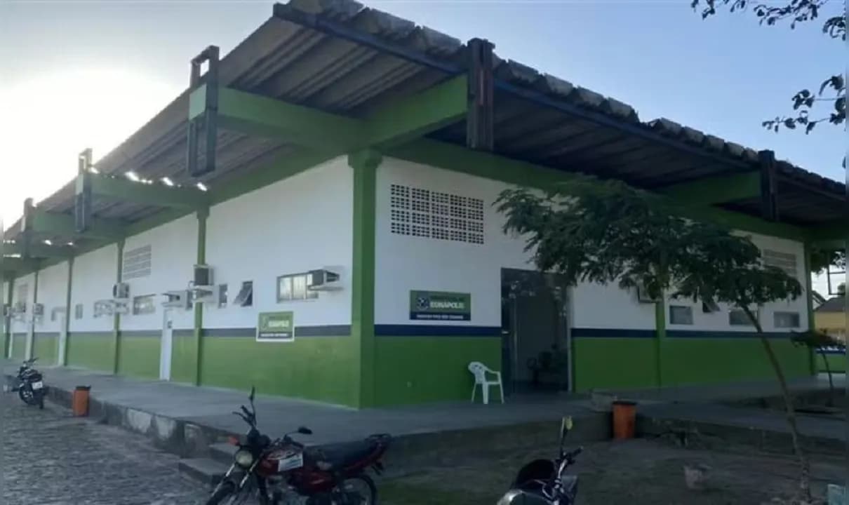 Prefeitura de Eunápolis.