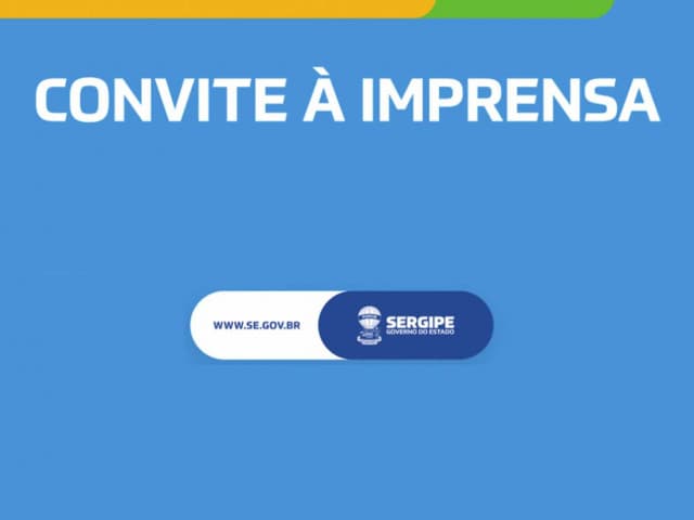 Equipe médica realizando cirurgia oftalmológica durante mutirão do programa Enxerga Sergipe em hospital público