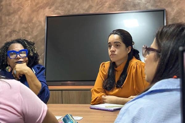 Reunião na Semu sobre Lei das Doulas em Alagoas