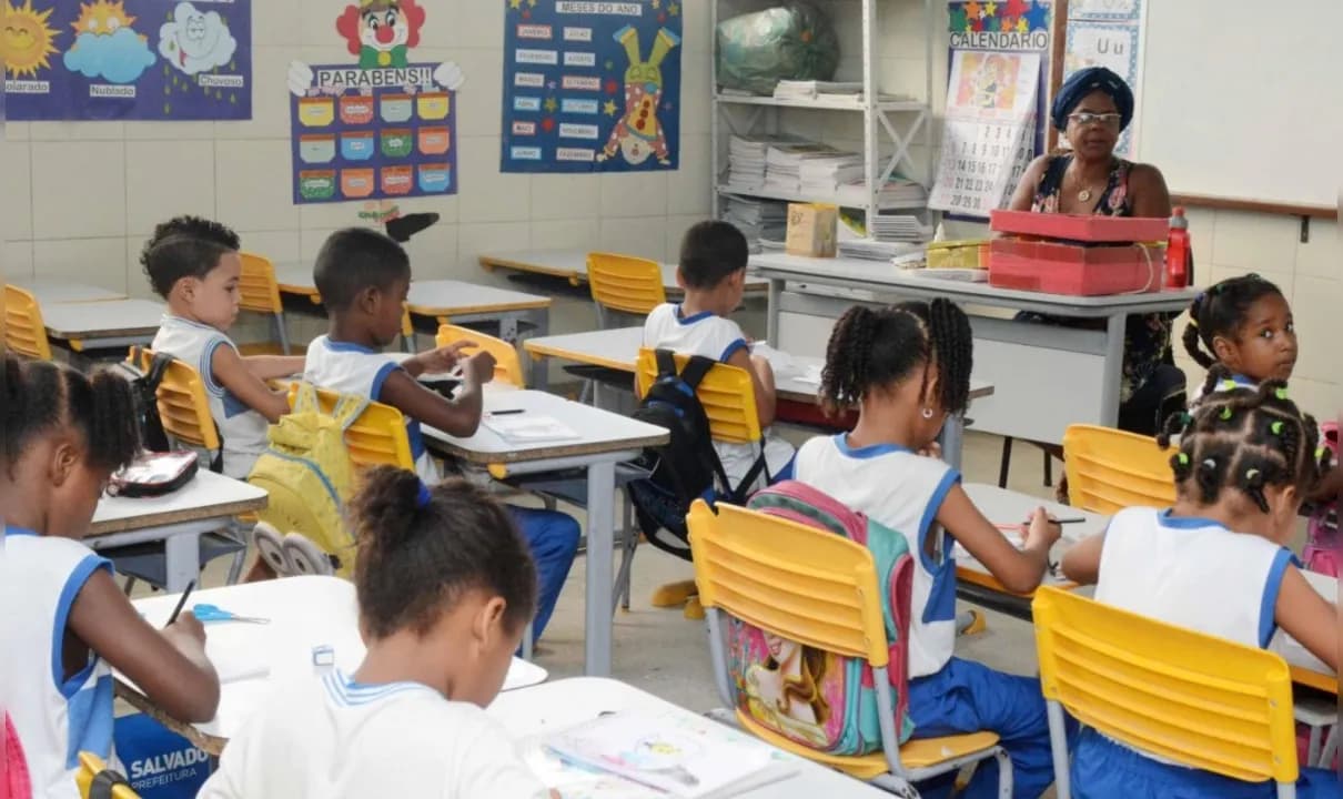 Vagas estão distribuídas em diversas disciplinas.