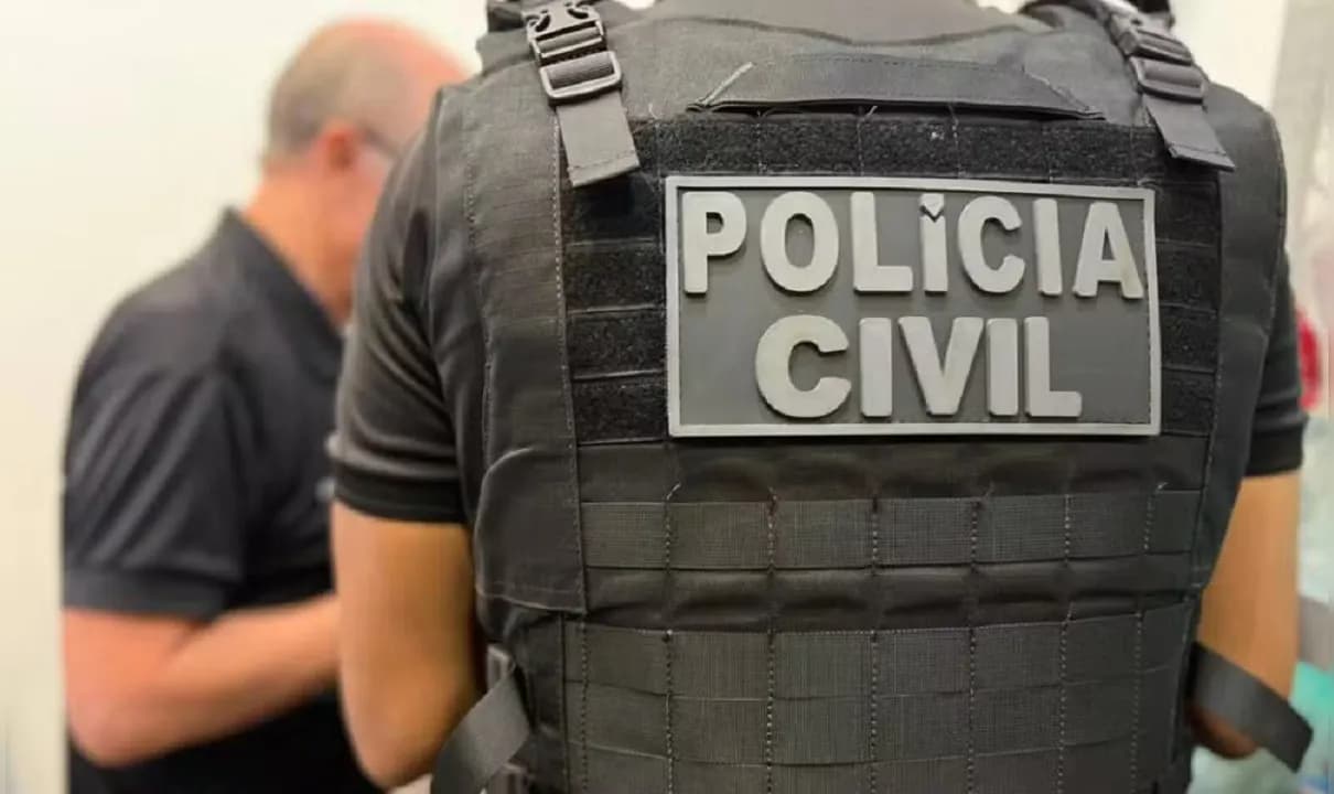 Homem foi apresentado na Central de Flagrantes da Polícia Civil.