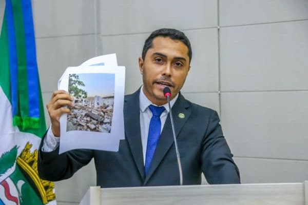 Mercado de Jaraguá em obras após desabamento de parte da cobertura, em Maceió (AL)