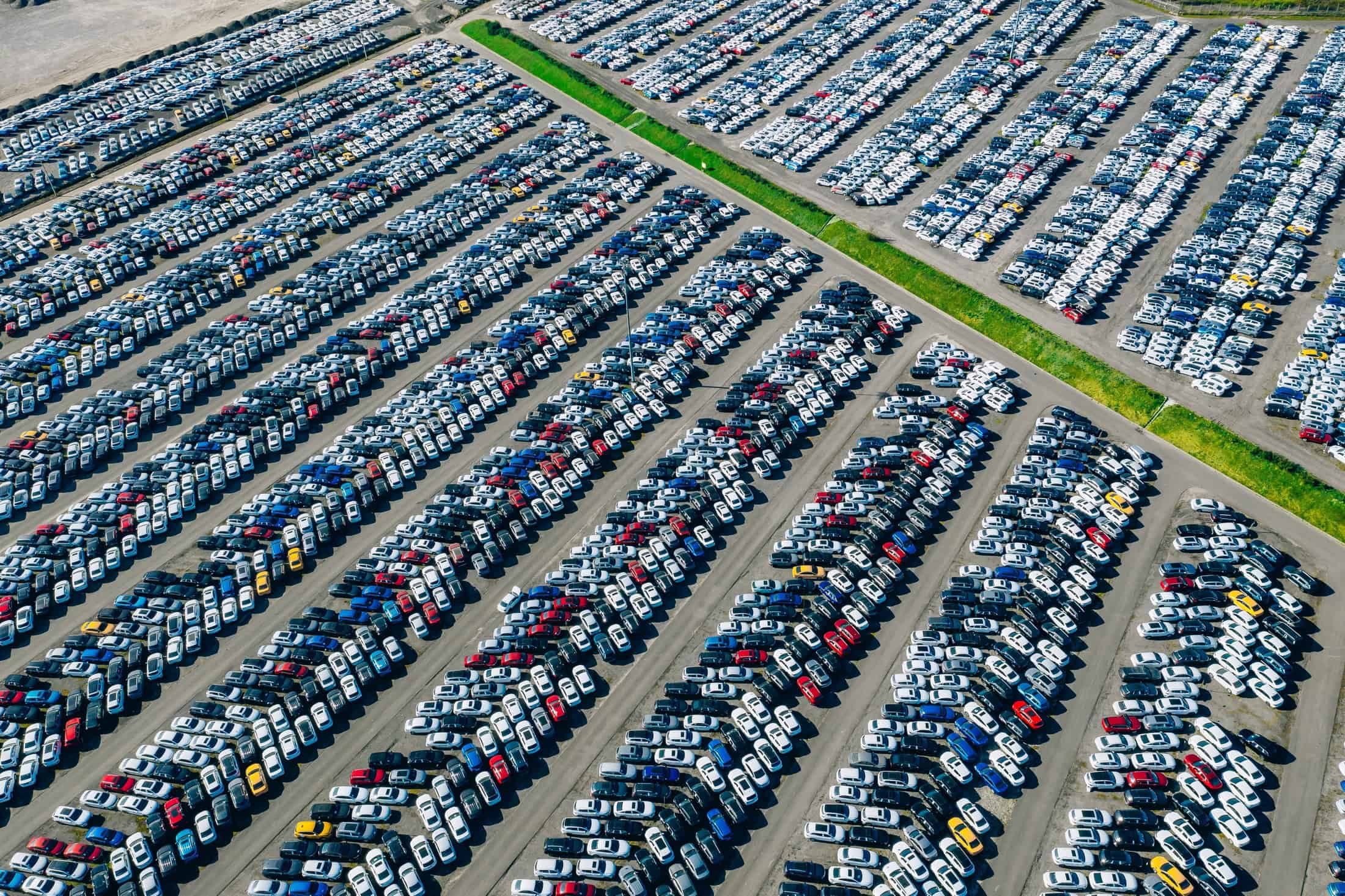 Brasileiros estão entre os mais satisfeitos do mundo com carros elétricos, diz pesquisa (Imagem: nblx / Shutterstock)