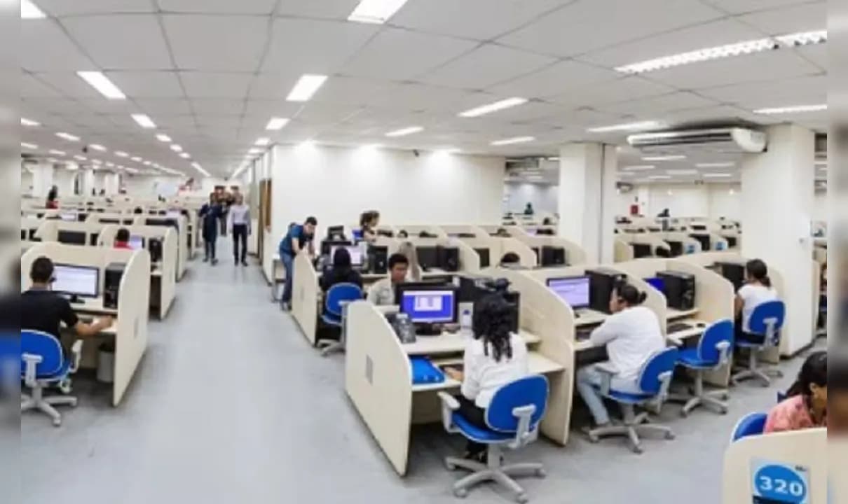 Empresa Tel Centro de Contatos está com 300 vagas de emprego abertas em Feira de Santana.
