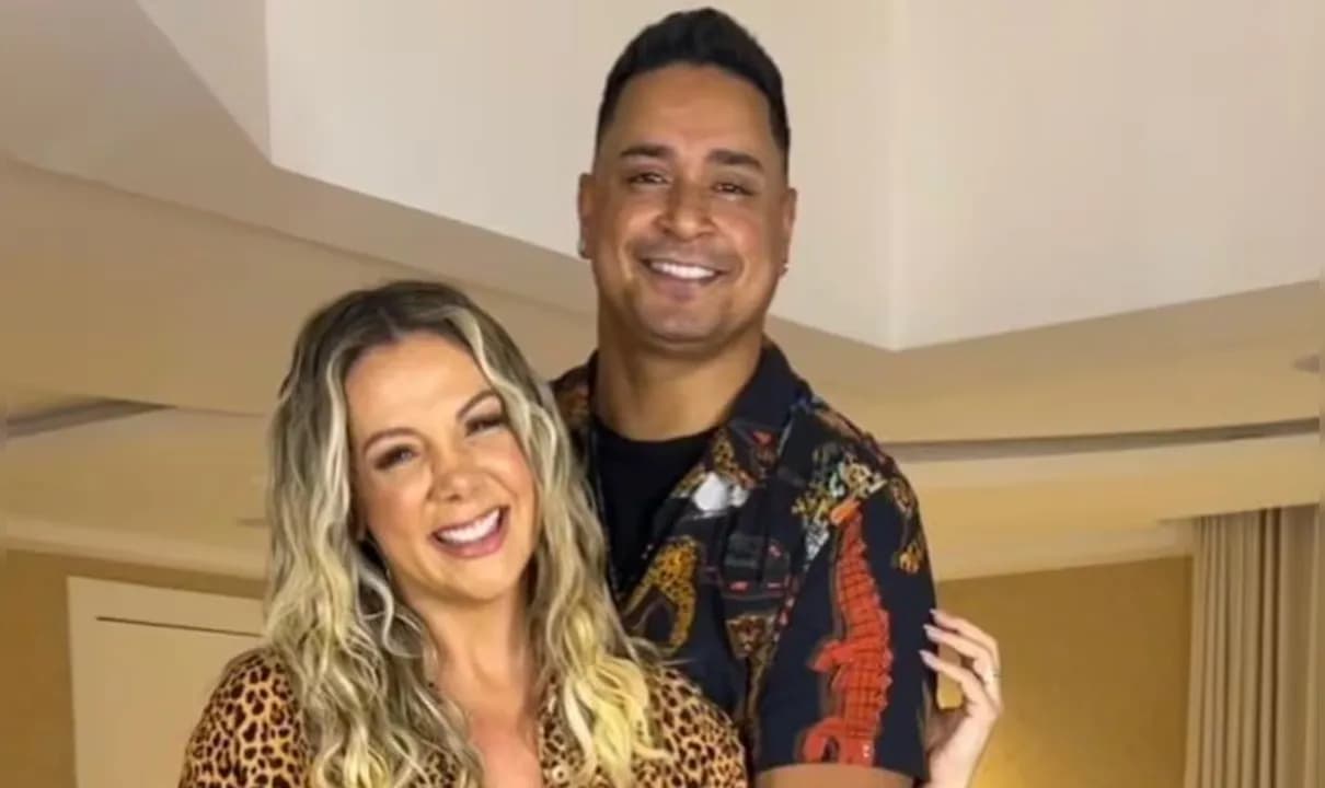 Ex-vocalista do Harmonia do Samba abriu o coração e exaltou a esposa nas redes sociais; leia.