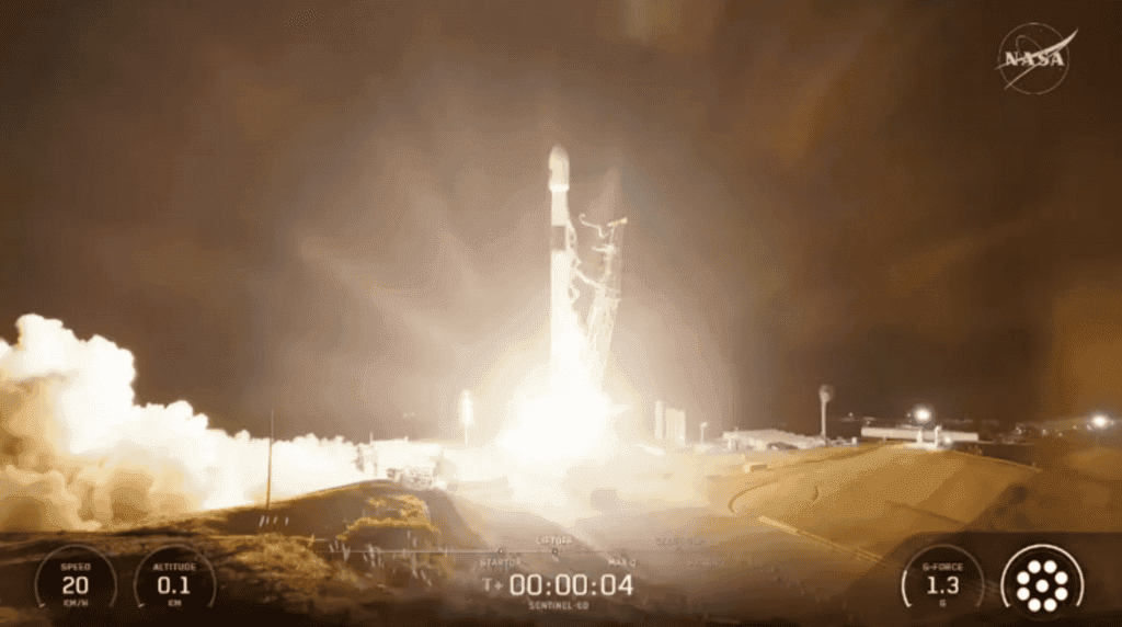 SpaceX atinge marco de 500 voos orbitais com lançamento do Sentinel-6B (Imagem: Nasa TV)