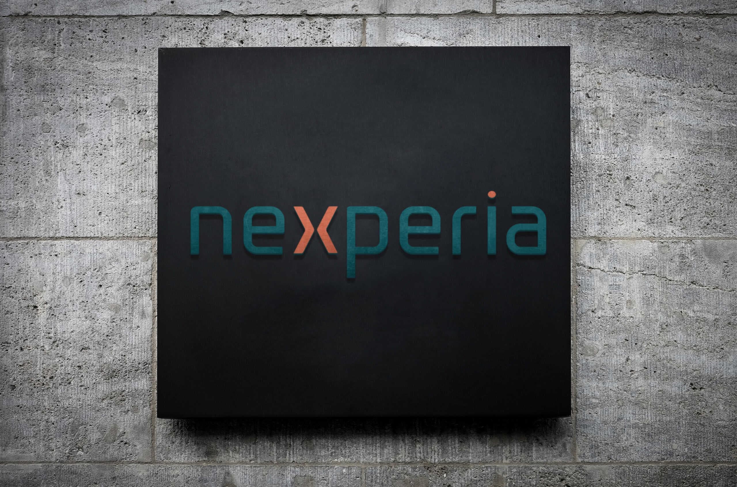 Impasse com China leva Nexperia a adotar soluções emergenciais (Imagem: gguy / Shutterstock)