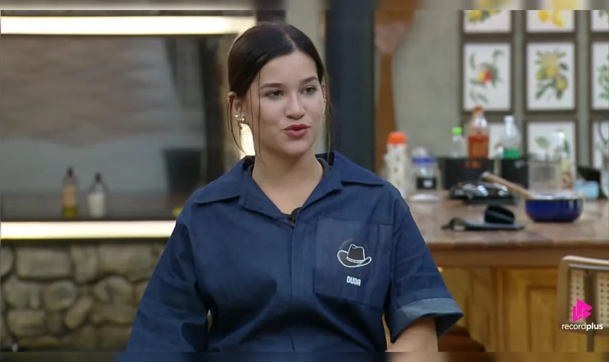 Duda Wendling abriu o coração para uma das peoas do reality show da Record neste sábado (22).
