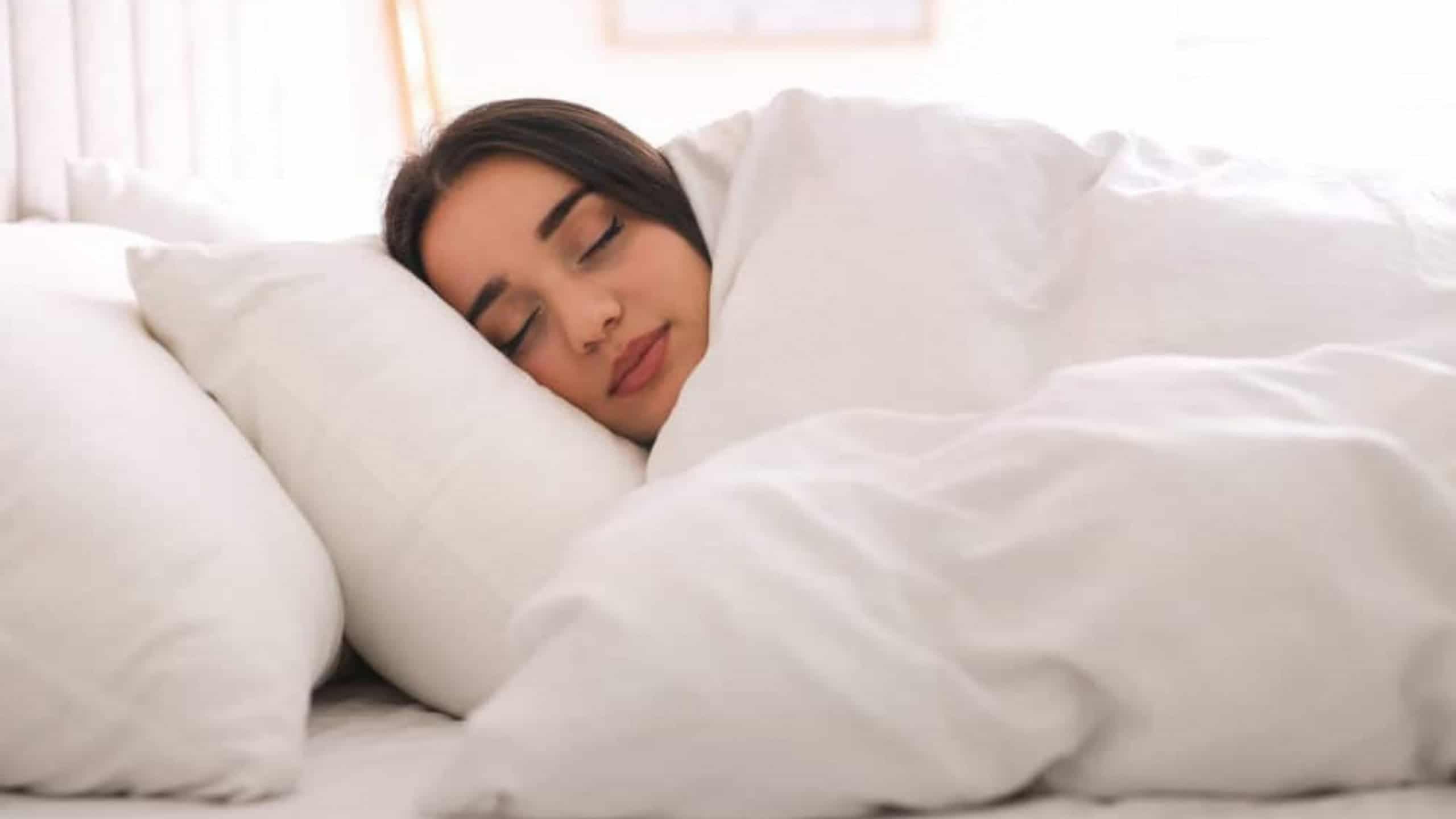 Um pouco de descanso à tarde pode ser muito valioso - Imagem: New Africa/Shutterstock