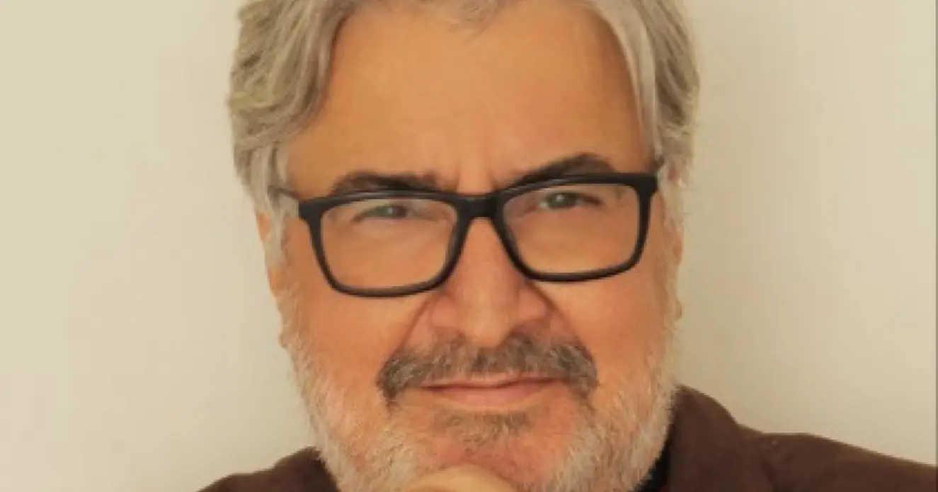 Morre Sérgio Mattos, fundador da 40 Graus Models, aos 62