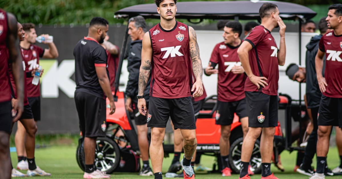 Vitória se prepara para confronto contra o Palmeiras no Brasileirão