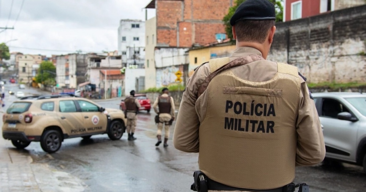 Condenação de PMs por roubo a torcedores do Vitória em Salvador
