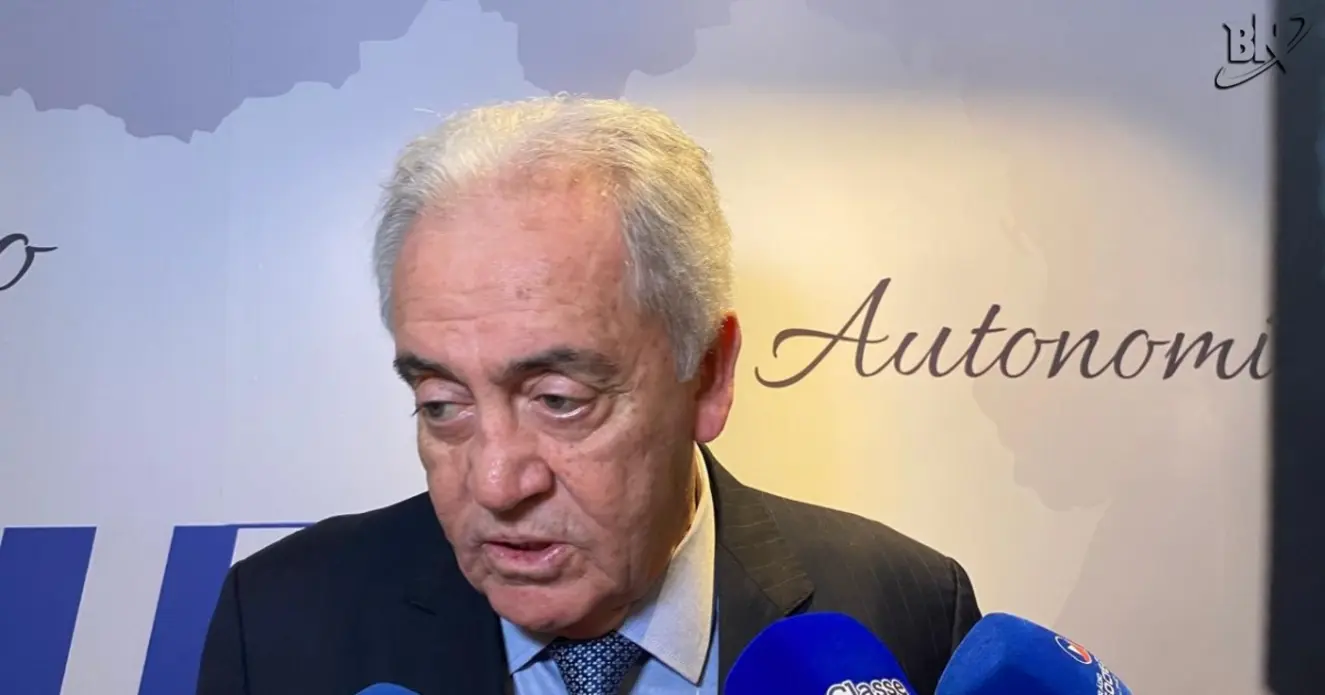 Otto Alencar propõe mandatos de cinco anos e fim da reeleição