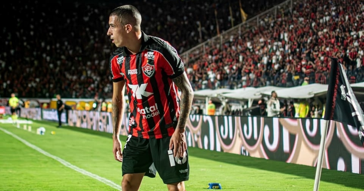 Vitória deixa a zona de rebaixamento ao vencer o Internacional