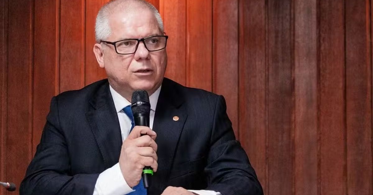 Prisão de ex-presidente do INSS e mais 9 por fraudes na previdência