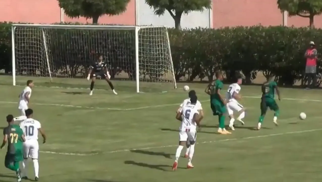 Simões Filho goleia Santo Estevão por 7×2 nas oitavas do Intermunicipal