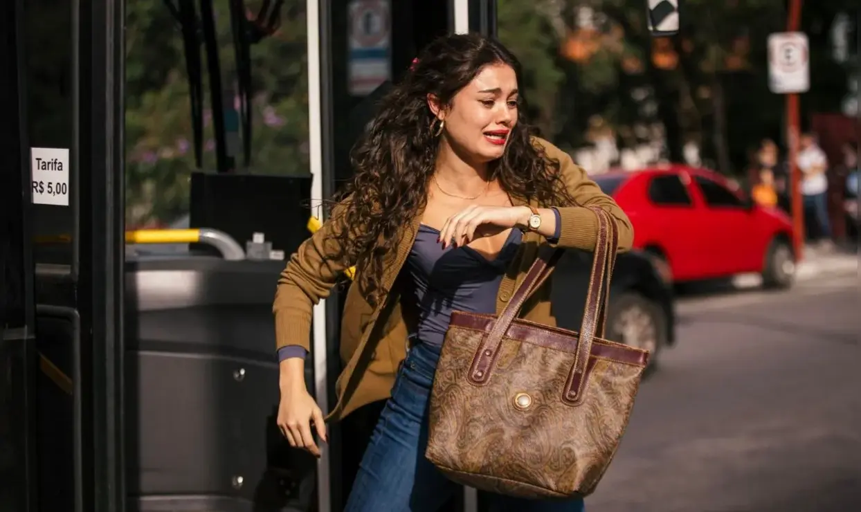 Gerluce é humilhada e expulsa de ônibus em Três Graças