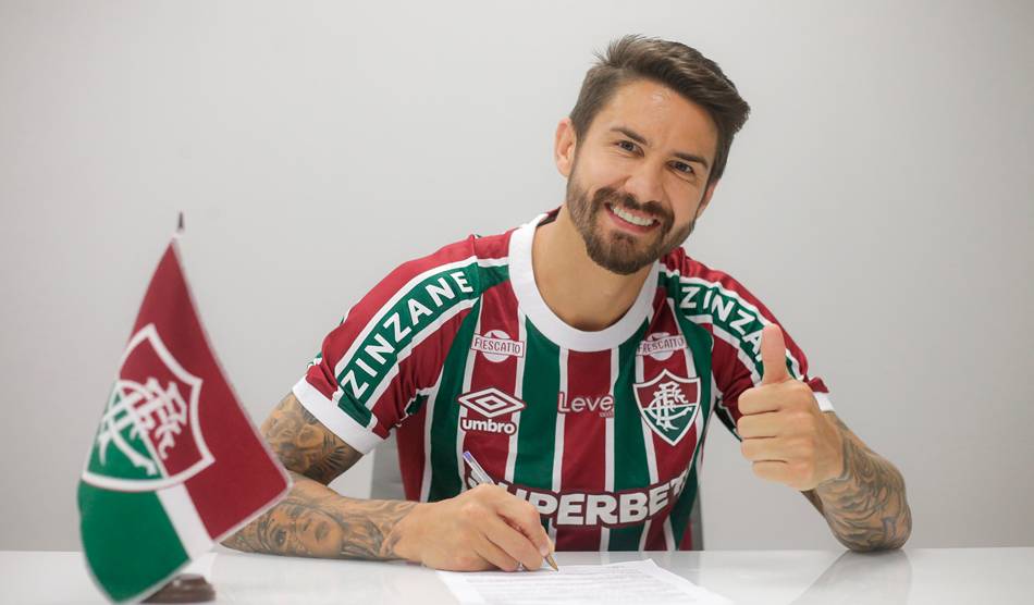 Bahia espera pagamento do Fluminense pela venda de Everaldo