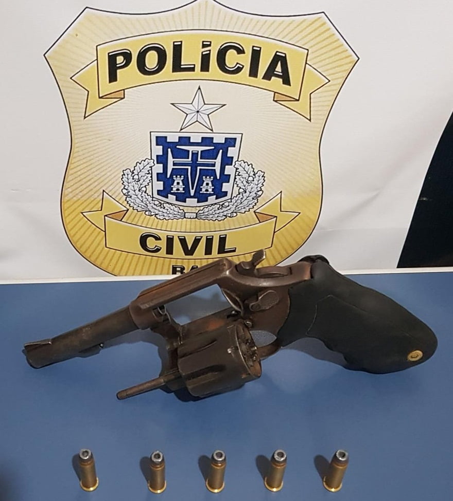 Polícia Civil Apreende Arma De Fogo Durante Investigação Em Paulo Afonso