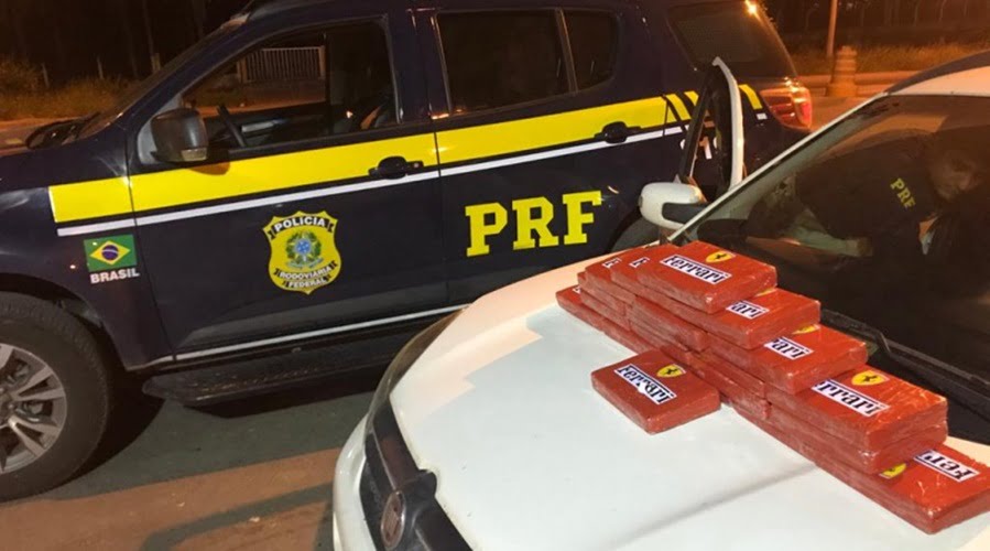 Casal É Preso Pela Prf Transportando 20 Kg De Cocaína Na Br-110 Em Ribeira Do Pombal-Ba