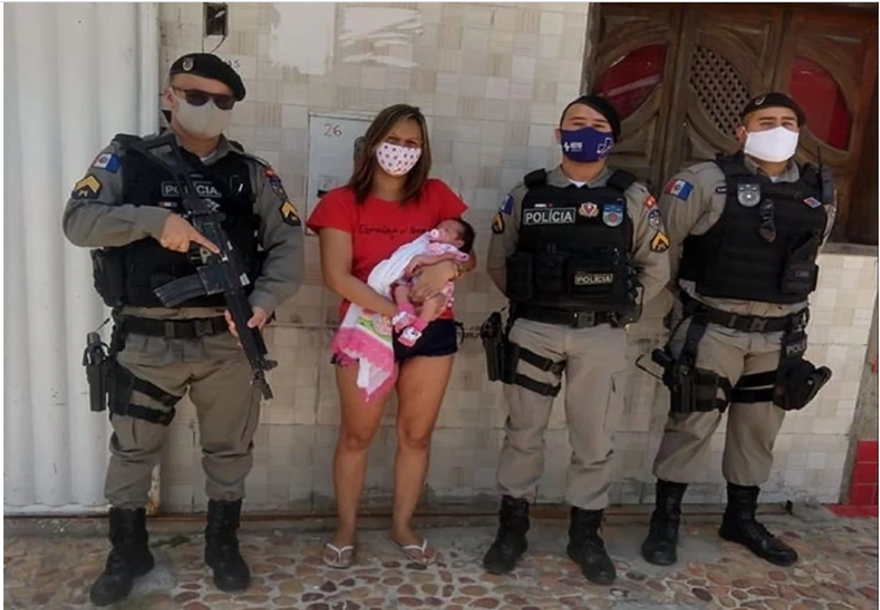 Bebê Engasgada É Salva Por Policiais Militares Em Delmiro Gouveia-Al