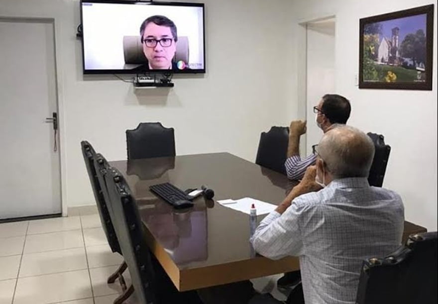 Paulo Afonso: Prefeito E Secretário De Saúde Participam De Videoconferência Que Visa Comprar Vacina Contra A Covid-19