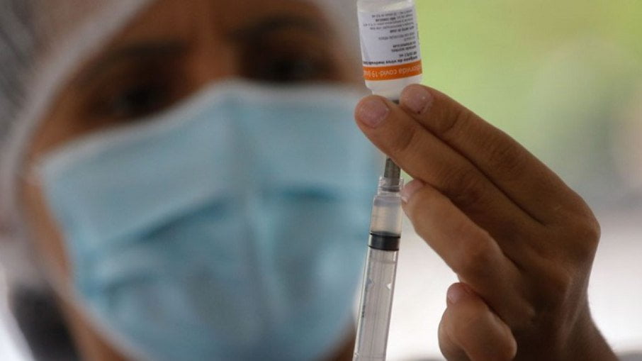 Ministério Da Saúde Manda Presos Serem Vacinados Antes De Policiais; Secretários Se Revoltam
