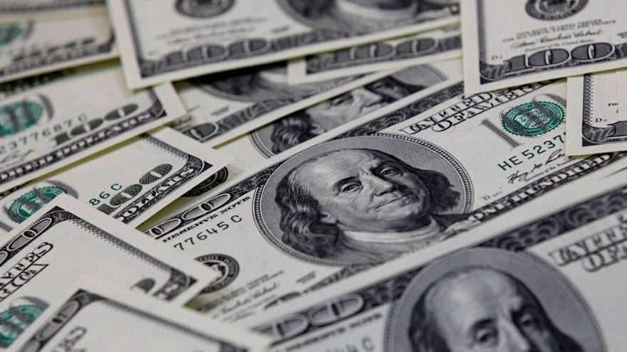 Dólar Cai Para R$ 4,76 E Tem Maior Queda Trimestral Desde 2009