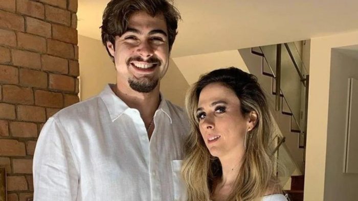 Rafael Vitti E Tatá Werneck Em Foto Publicada No Instagram; Casal Está Junto Desde 2017