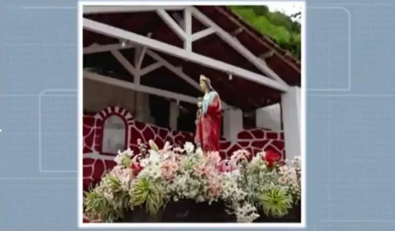 Escultura Com A Imagem De Santa Bárbara É Furtada Na Bahia