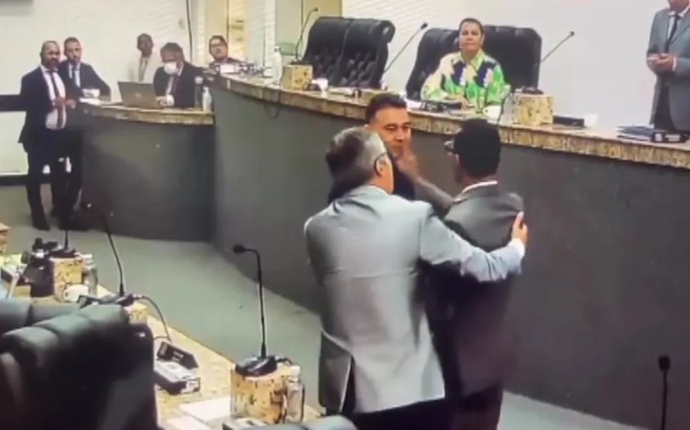 Vereador De Feira De Santana É Agredido