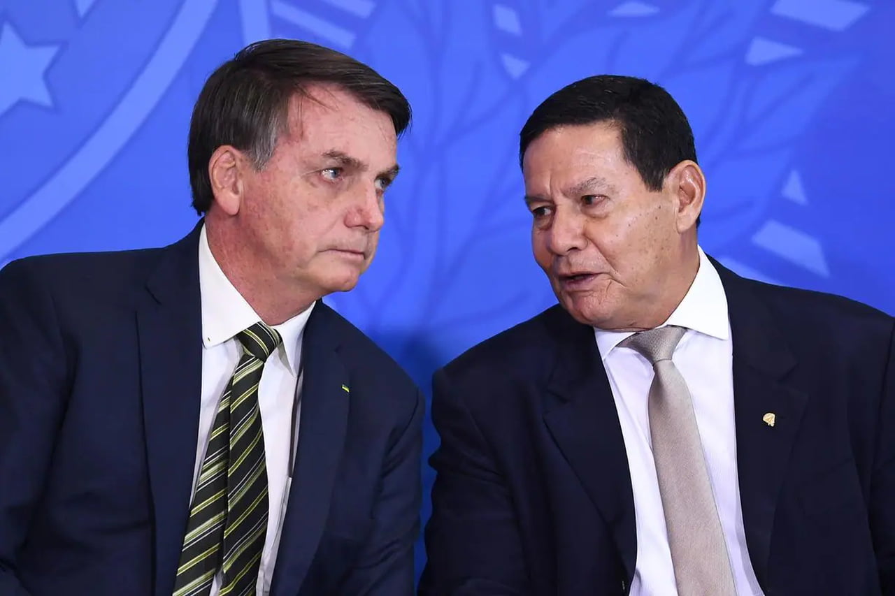 Mourão Esclarece Reclusão De Bolsonaro