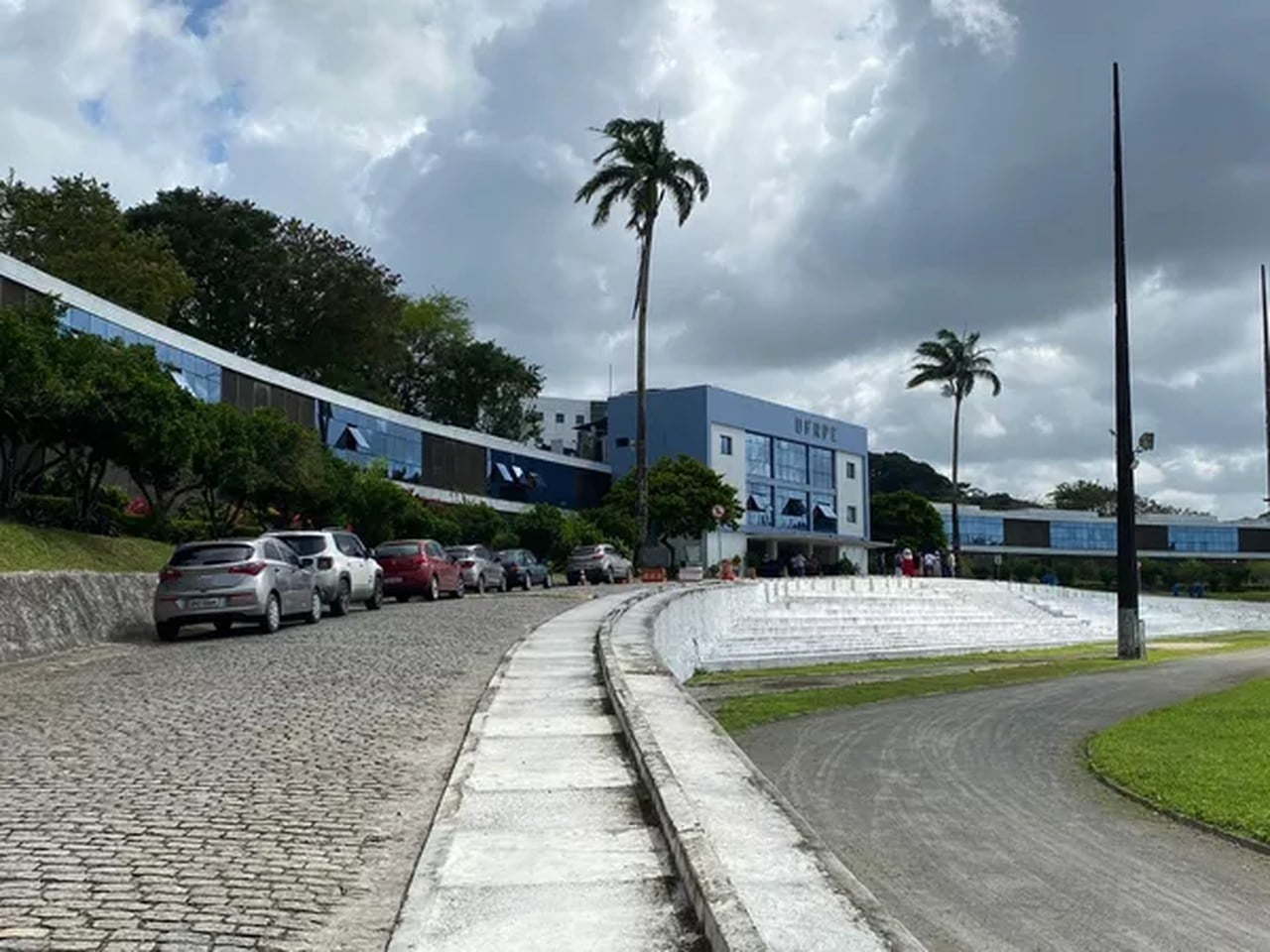 Vigilante É Morto A Pauladas Dentro Da Universidade Federal Rural De Pernambuco, Em Recife