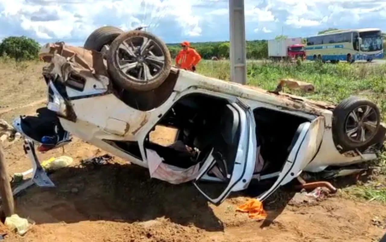 Colisão Entre Dois Carros