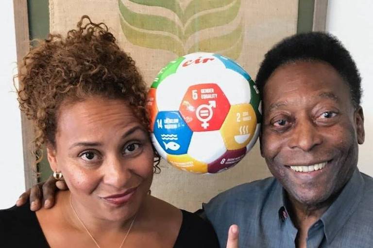 Filha De Pelé Sobre A Internação Do Pai