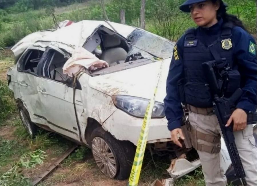 Acidente Envolvendo Filho De Prefeito De Canudos Deixa Uma Pessoa Morta E Outras Três Feridas 