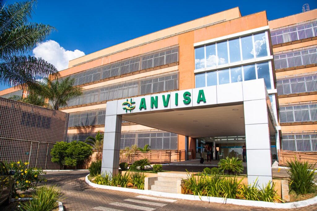 Anvisa Publica Alerta Sobre Produtos Para Trançar E Modelar Cabelos