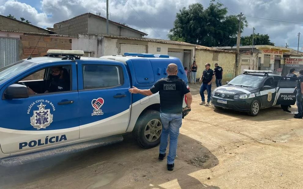 Homem É Preso Em Nazaré Por Esfaquear Ex-Mulher Enquanto Ela Tomava Banho