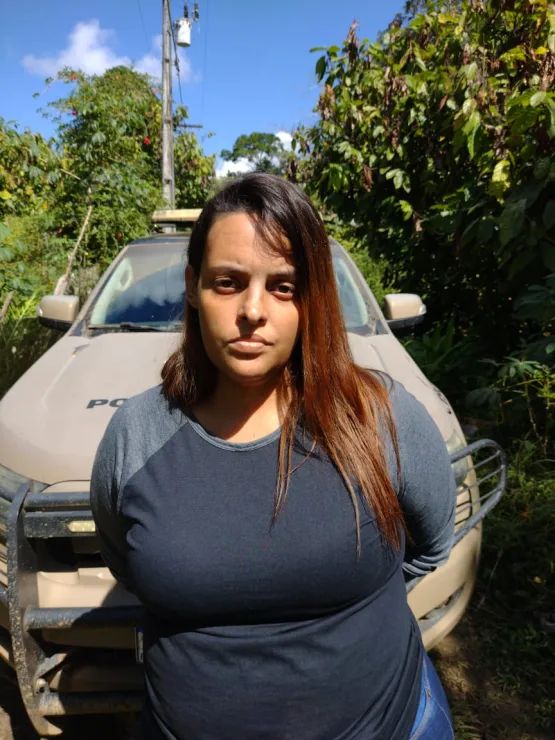 Mãe É Presa Suspeita De Matar Marido E Filhos Envenenados Na Bahia