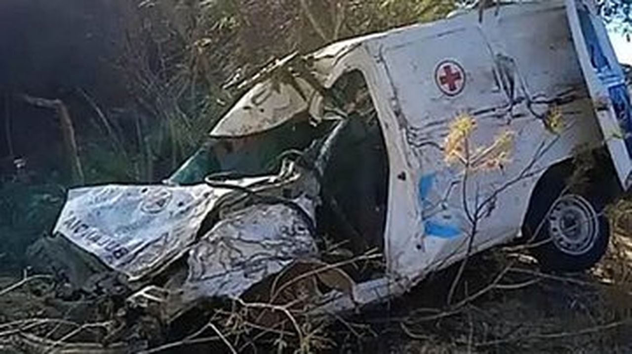 Acidente Fatal Na Br-101: Idosa De 62 Anos Morre Após Ambulância Colidir Com Carro; Cinco Pessoas Ficaram Feridas
