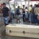 Bahia: Homem Tenta Adentrar Em Metrô Com Caixão, Afirmando Que Estava Cumprindo O Último Desejo Do Falecido; Entenda