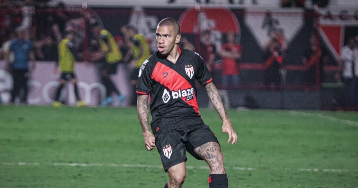 Lucas Esteves