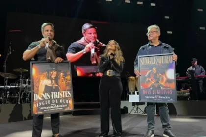 Simone Mendes Recebe Dois Discos De Ouro E Esgota Ingressos Em Lisboa (Foto: Robson Lourenço)