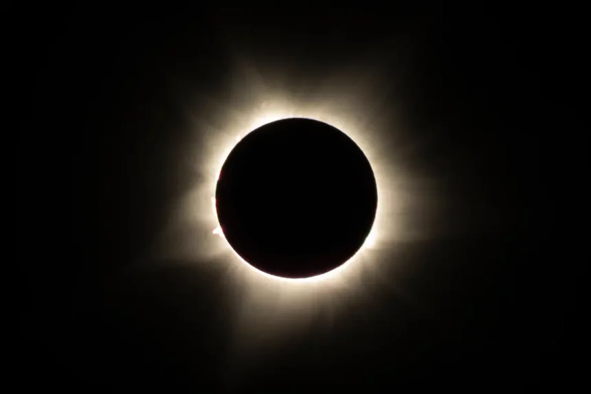 Eclipses Solares Teriam Influência No Reinado De Faraós (Imagem: Aeonwave/Shutterstock)