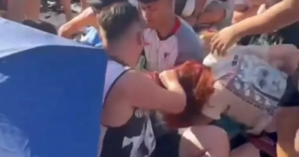 Vídeo: Disputa Por Local Para Assistir Show De Lady Gaga Termina Em Confusão Em Copacabana