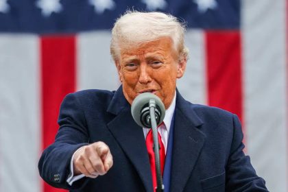 2025-04-02T203312Z_419641593_Rc2Wpda4G660_Rtrmadp_3_Usa-Trump-Tariffs.jpeg