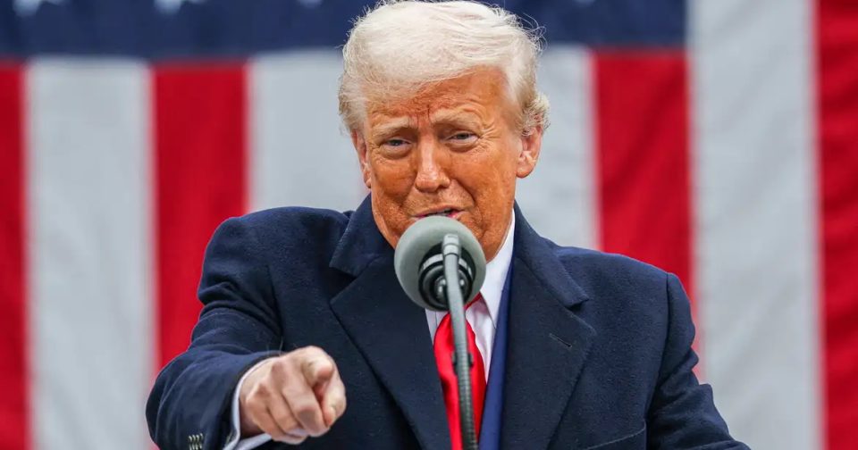 2025-04-02T203312Z_419641593_Rc2Wpda4G660_Rtrmadp_3_Usa-Trump-Tariffs.jpeg