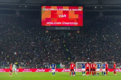 Troféu Mundial De Clubes Da Fifa 2025 - Crédito Editorial: Delmiro Junior / Shutterstock.com