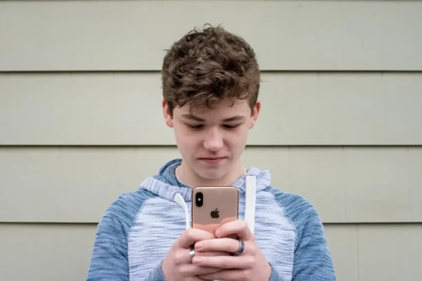 Atualização Do Ios No Iphone (Imagem: André Fogaça/Olhar Digital)