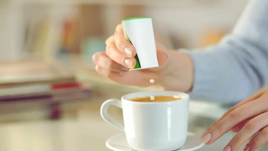 Café Em Uma Xícara / Crédito: Pheelings Media (Shutterstock/Reprodução)